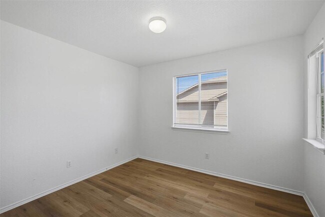 Building Photo - 13808 Harris Ridge Blvd