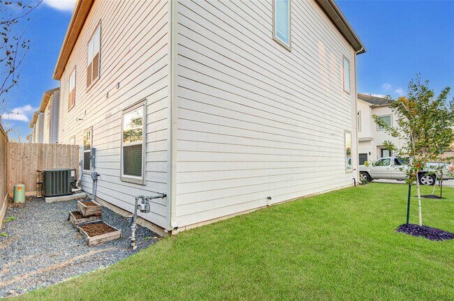 Building Photo - 152 Knightsbridge Park Ln