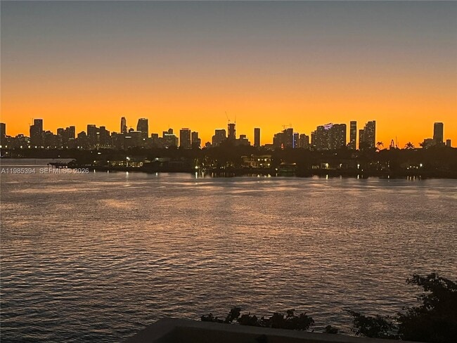 Building Photo - 3 Island Ave