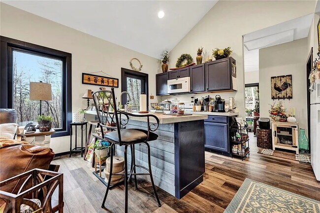 Building Photo - 2 Bed/1 Bath home - Prime location in Pickens