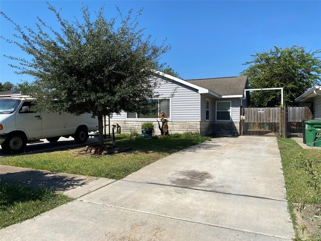 Building Photo - 1311 Elton St