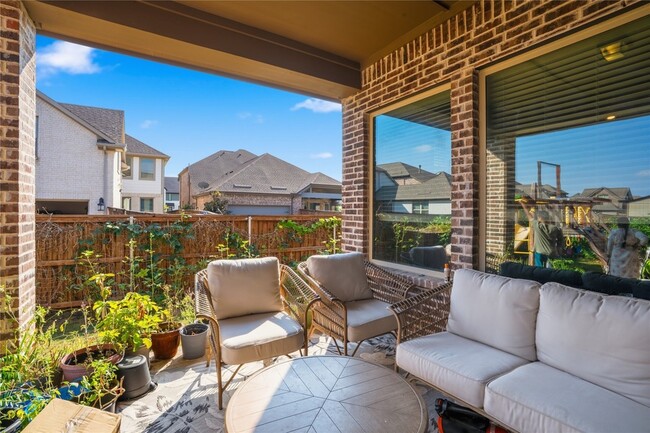 Building Photo - 4301 Meadow Hawk Dr