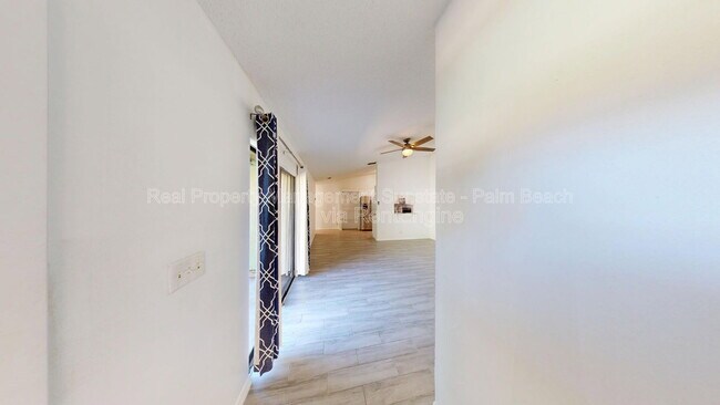 Building Photo - 13789 Bottlebrush Ct
