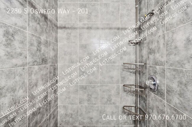 Building Photo - 2280 S Oswego Way