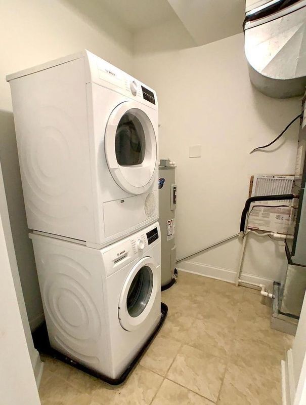 Building Photo - 1213 Noble St