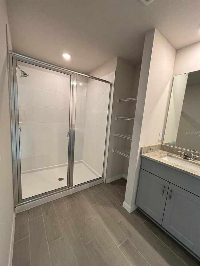 Building Photo - This beautiful townhouse features an abundance of space and natural light.