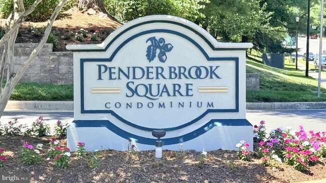 Building Photo - 3908 Penderview Dr