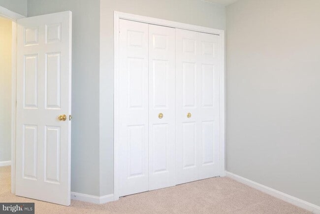 Building Photo - 20680 Southwind Terrace