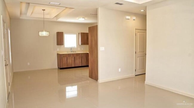 Building Photo - 12 Coyote Hls