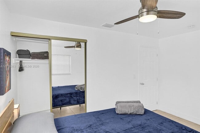 Building Photo - 6110 SW 38th St