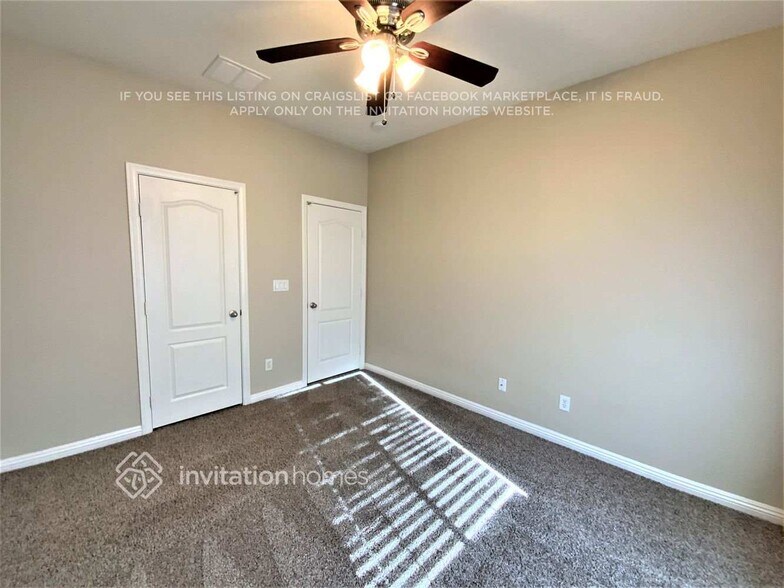Building Photo - 9132 Little Horse Ave
