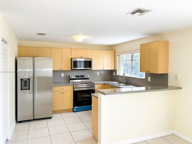 Building Photo - 14116 SW 260th St