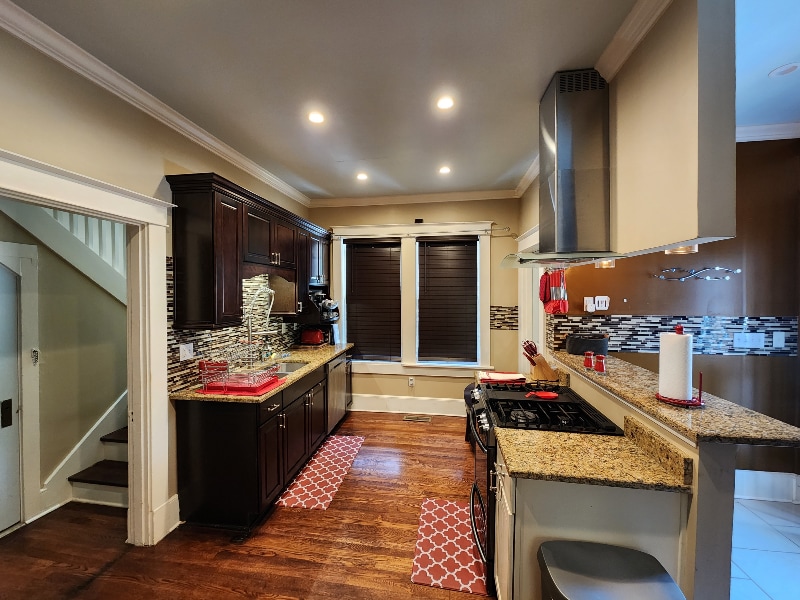 Building Photo - 431 N Holmes St