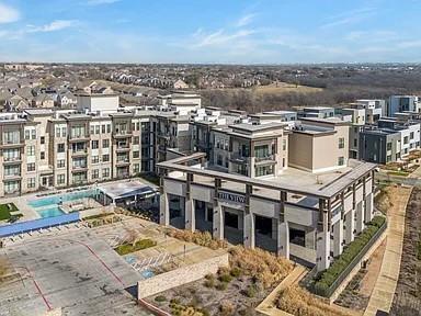 Building Photo - 2700 Old Denton Rd