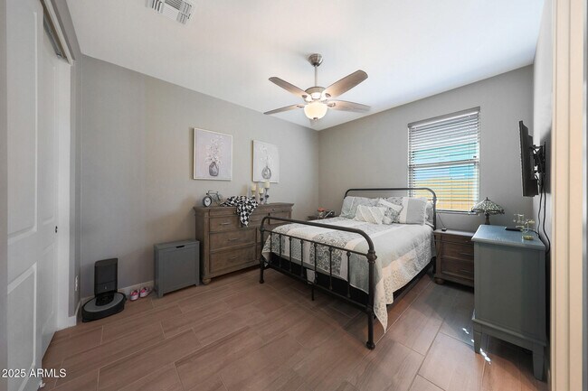 Building Photo - 5121 N 181st Dr