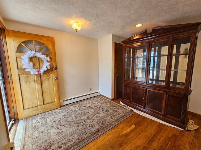 Building Photo - 91 Irving St