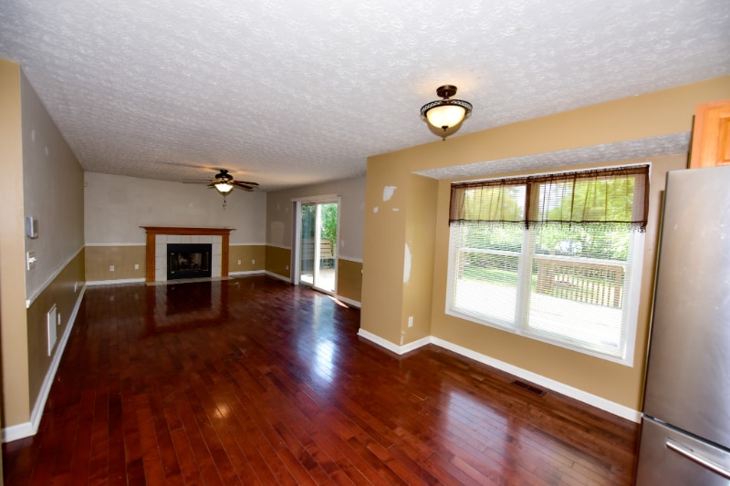 Building Photo - 5710 English Rose Dr