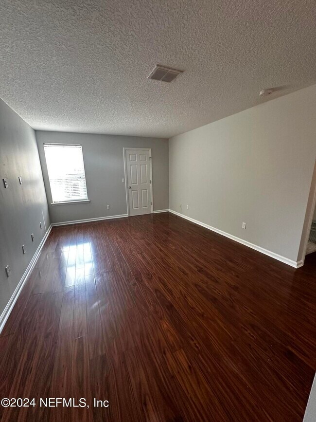 Building Photo - 12212 Angleterre Dr