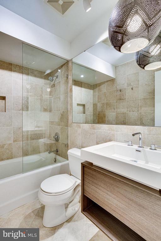 Building Photo - 1830 11th St NW