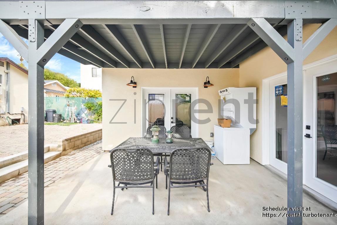 Building Photo - 4514 Ellenwood Dr