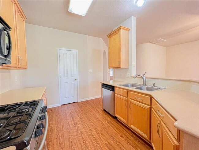 Building Photo - 1009 Hidden View Pl