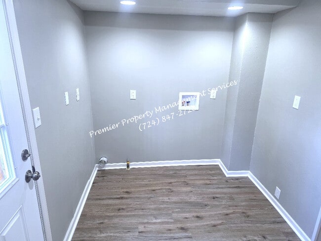 Building Photo - 655 9th St