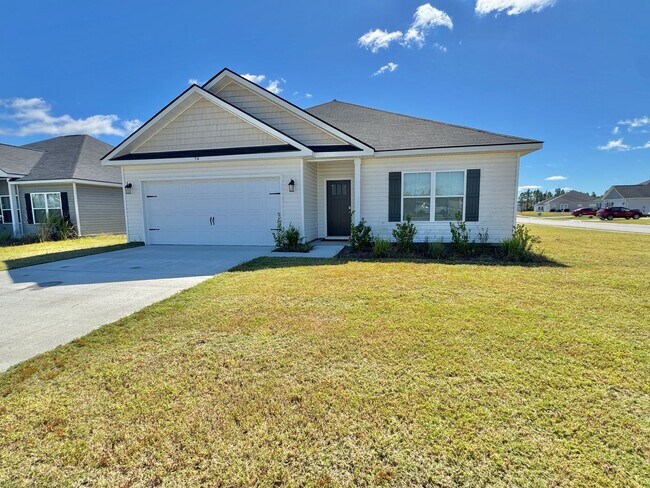 Building Photo - MOVE-IN READY! (Pet Friendly)