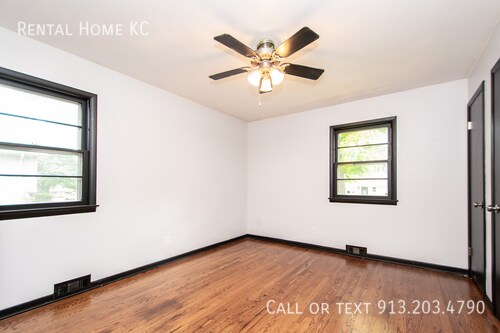Building Photo - 5240 Barton-