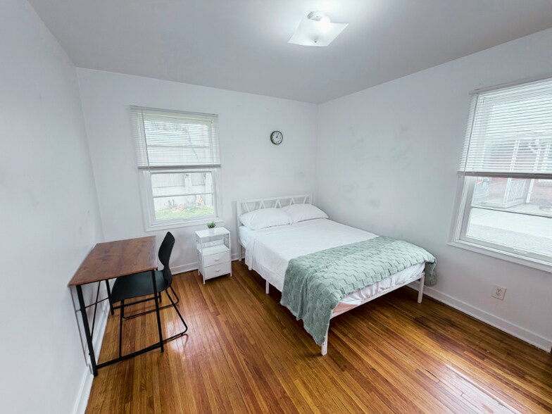 Building Photo - 1711 S 1300 E