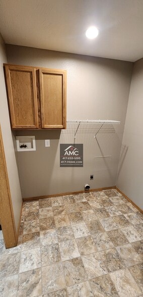 Laundry Room - 106 S Maple St