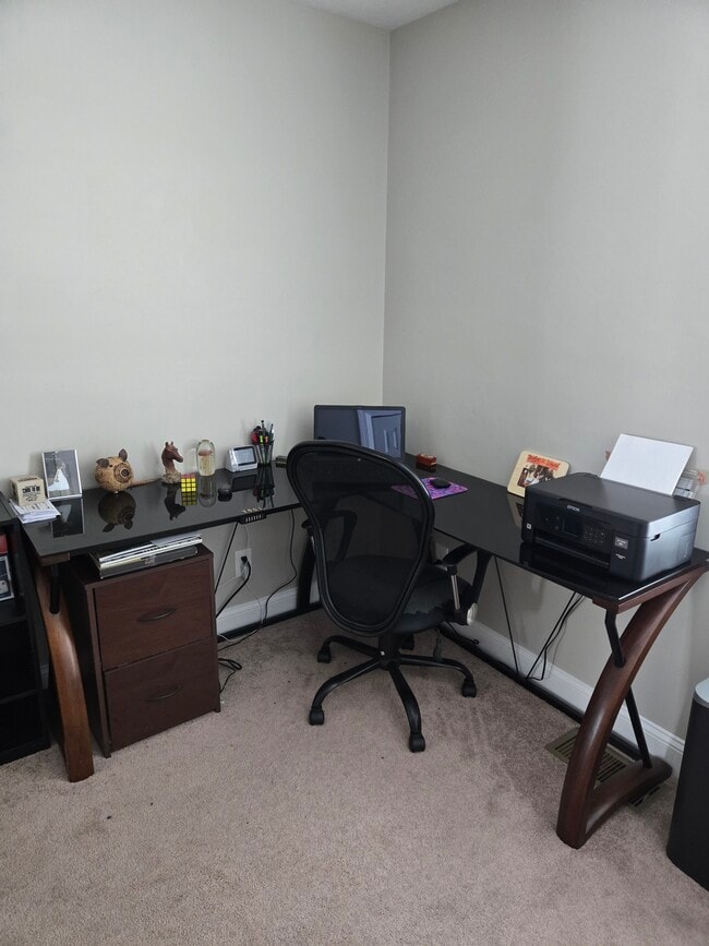 Building Photo - 182 Danielle Dr