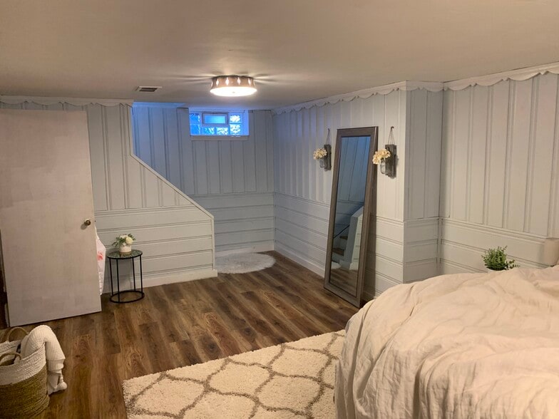 Basement Entrance - 4302 Silsby Rd