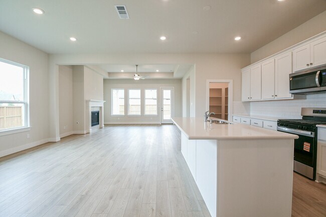 Building Photo - 5005 Vly Wind Ct