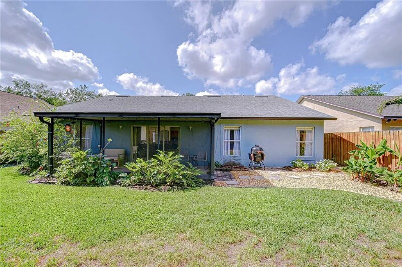 Building Photo - 7107 Colonial Lake Dr
