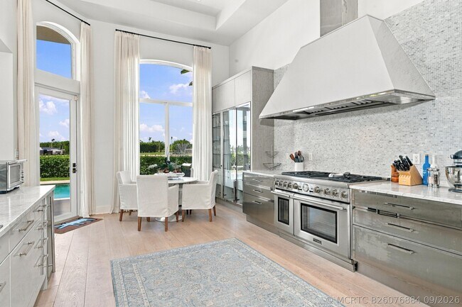 Building Photo - 14334 Stroller Way