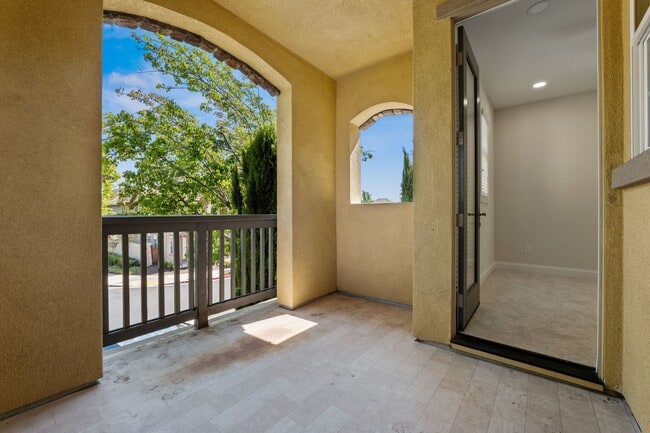 Building Photo - Sorrento Dublin 4 bed / 3 bath, upgrades t...