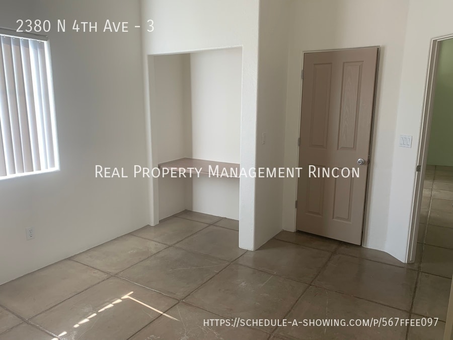 Building Photo - 2380 N 4th Ave
