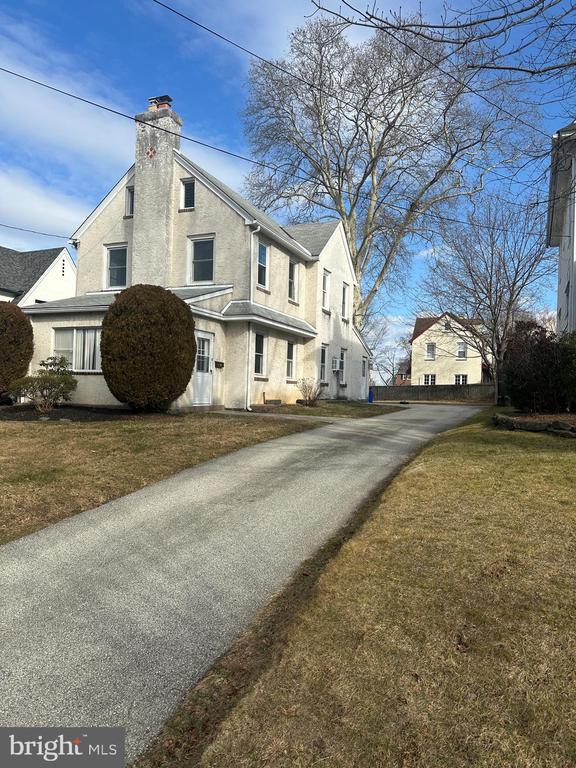 Building Photo - 2419 Hollis Rd