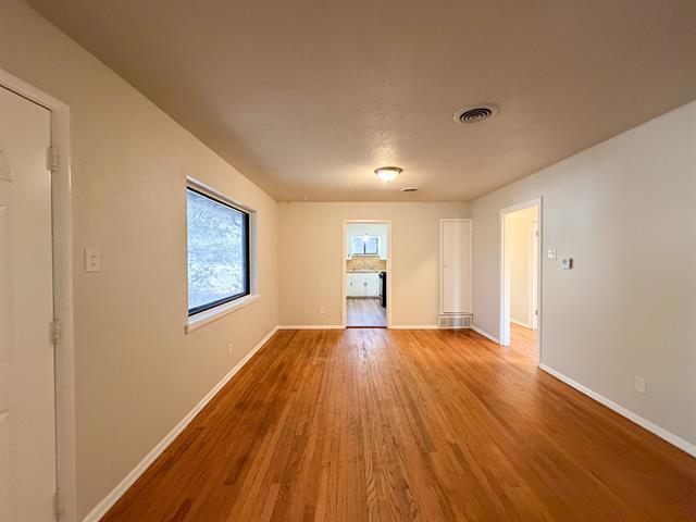 Building Photo - 118 Brazos St