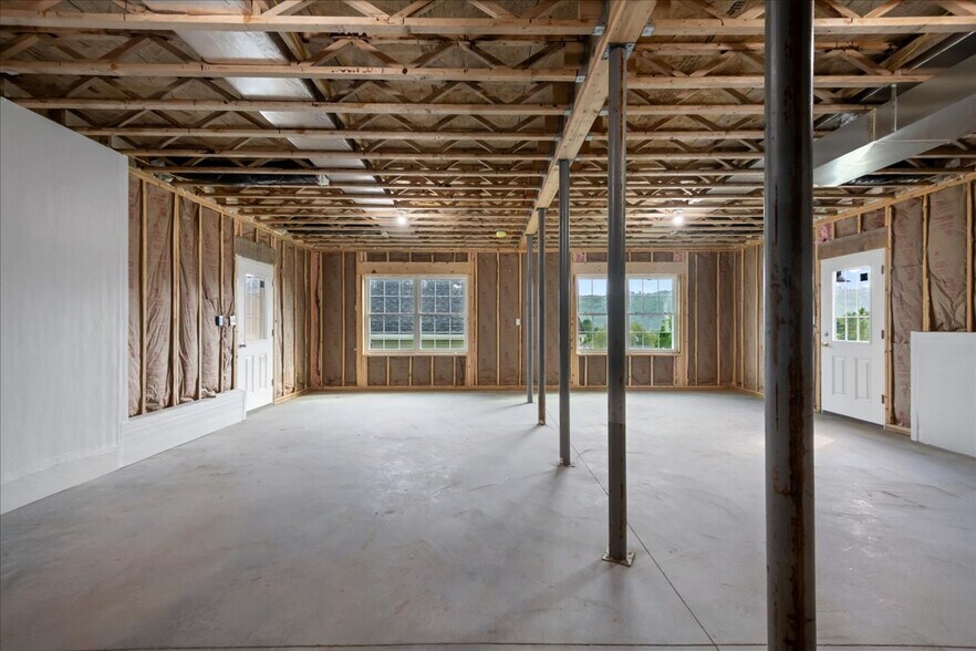 Building Photo - 14 Payton Ln