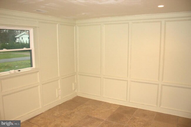 Building Photo - 64 Bogle Dr
