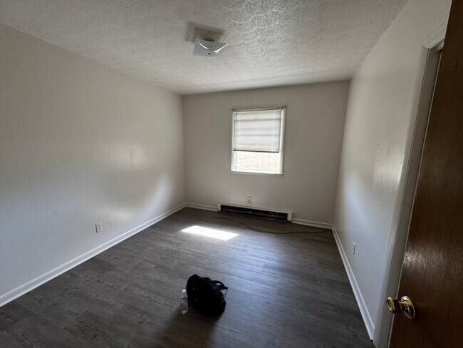 Building Photo - 3/1 House in Kingstown, NC (Shelby)