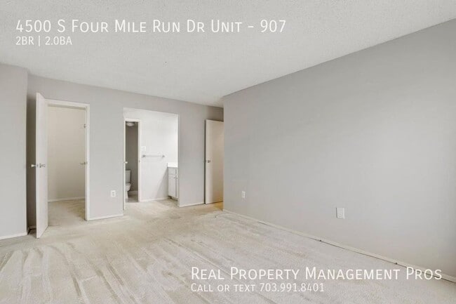 Building Photo - 4500 S Four Mile Run Dr