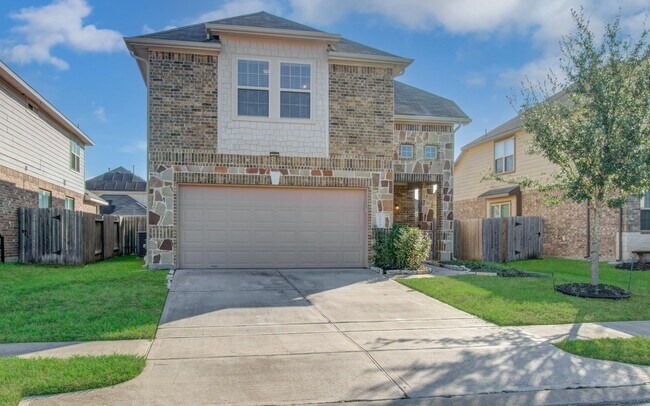 Building Photo - 3514 Vivaldi Dr