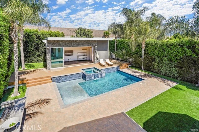 Building Photo - 12439 Kling St