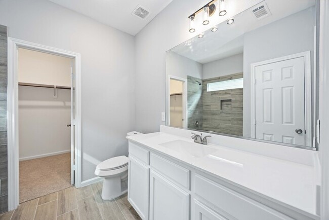 Building Photo - Charming 2 beds 2 baths in Houston!