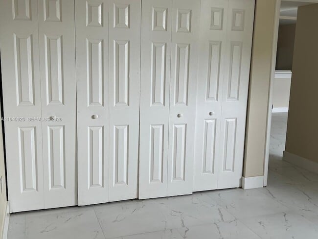 Building Photo - 10801 SW 109th Ct