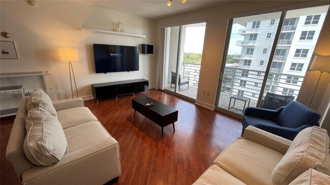 Building Photo - 1830 Radius Dr
