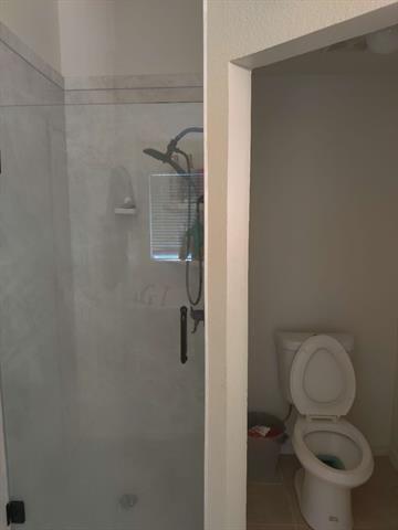 Building Photo - 2209 Spruce Cir