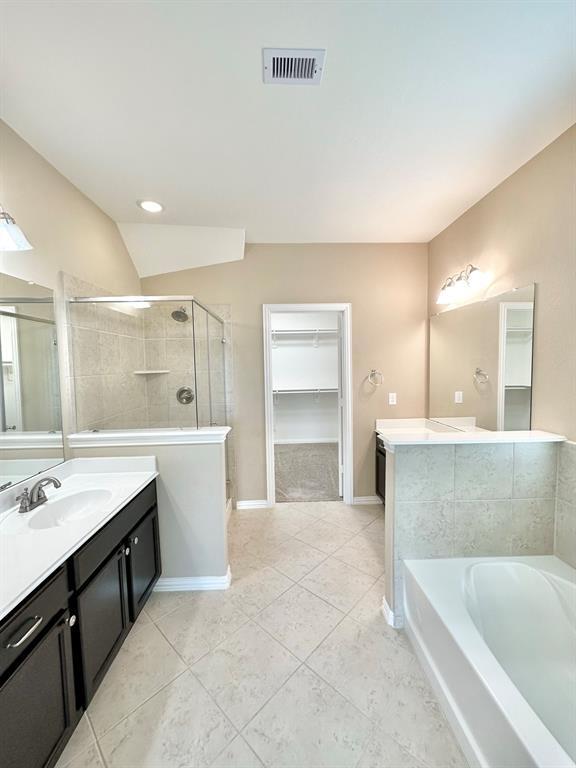 Building Photo - 1422 Laura Hills Ln